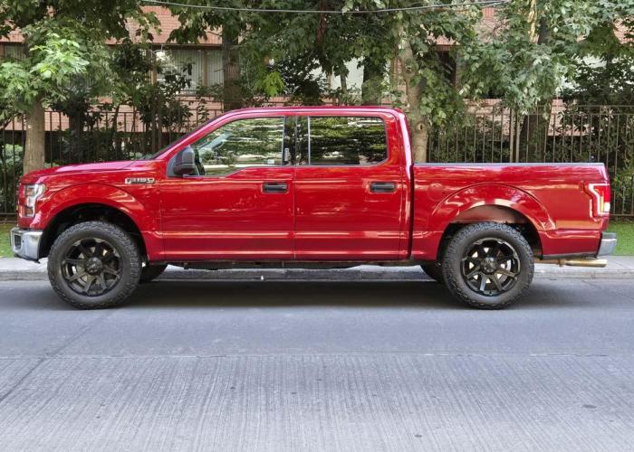 FORD F150 XLT 2017