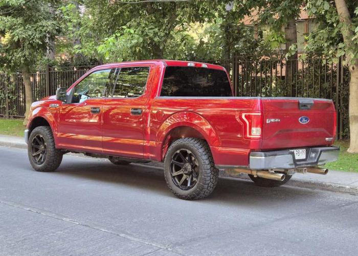 FORD F150 XLT 2017