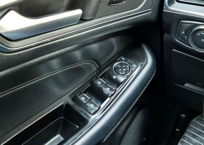 FORD EDGE TITANIUM 2019