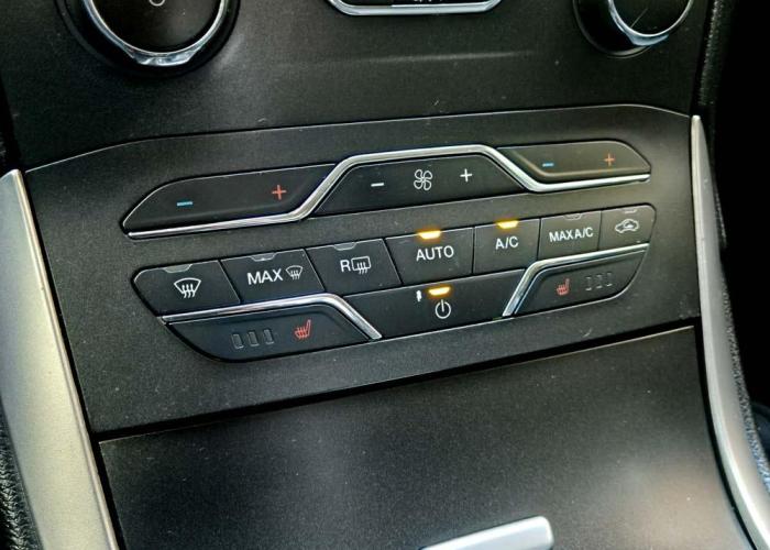 FORD EDGE SEL 3.5 AWD 2018