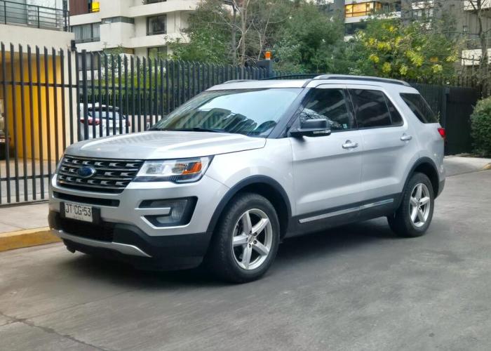 FORD EXPLORER XLT 4x4 2017